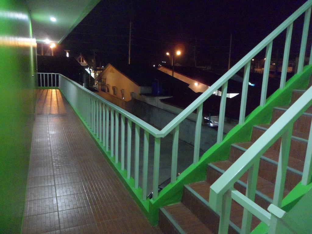 Pranee Mansion Airport Apartment Ban Bo Han Екстериор снимка