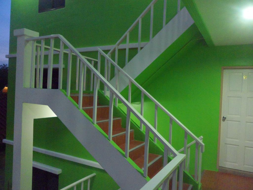 Pranee Mansion Airport Apartment Ban Bo Han Екстериор снимка