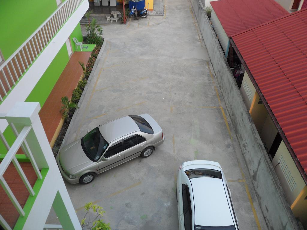 Pranee Mansion Airport Apartment Ban Bo Han Екстериор снимка